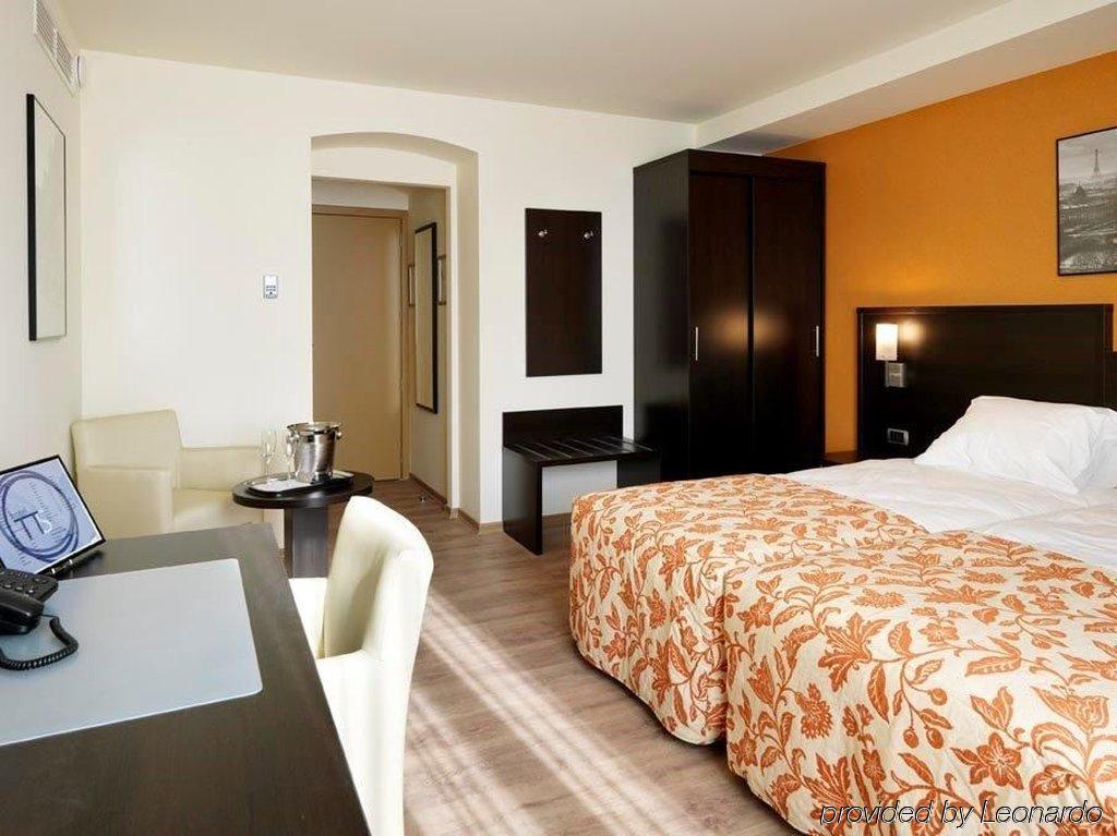 Hotel Tts Temse المظهر الخارجي الصورة