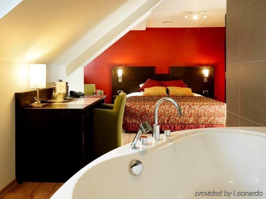 Hotel Tts Temse المظهر الخارجي الصورة