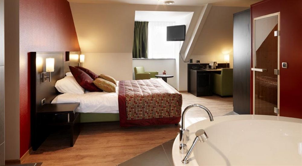 Hotel Tts Temse المظهر الخارجي الصورة